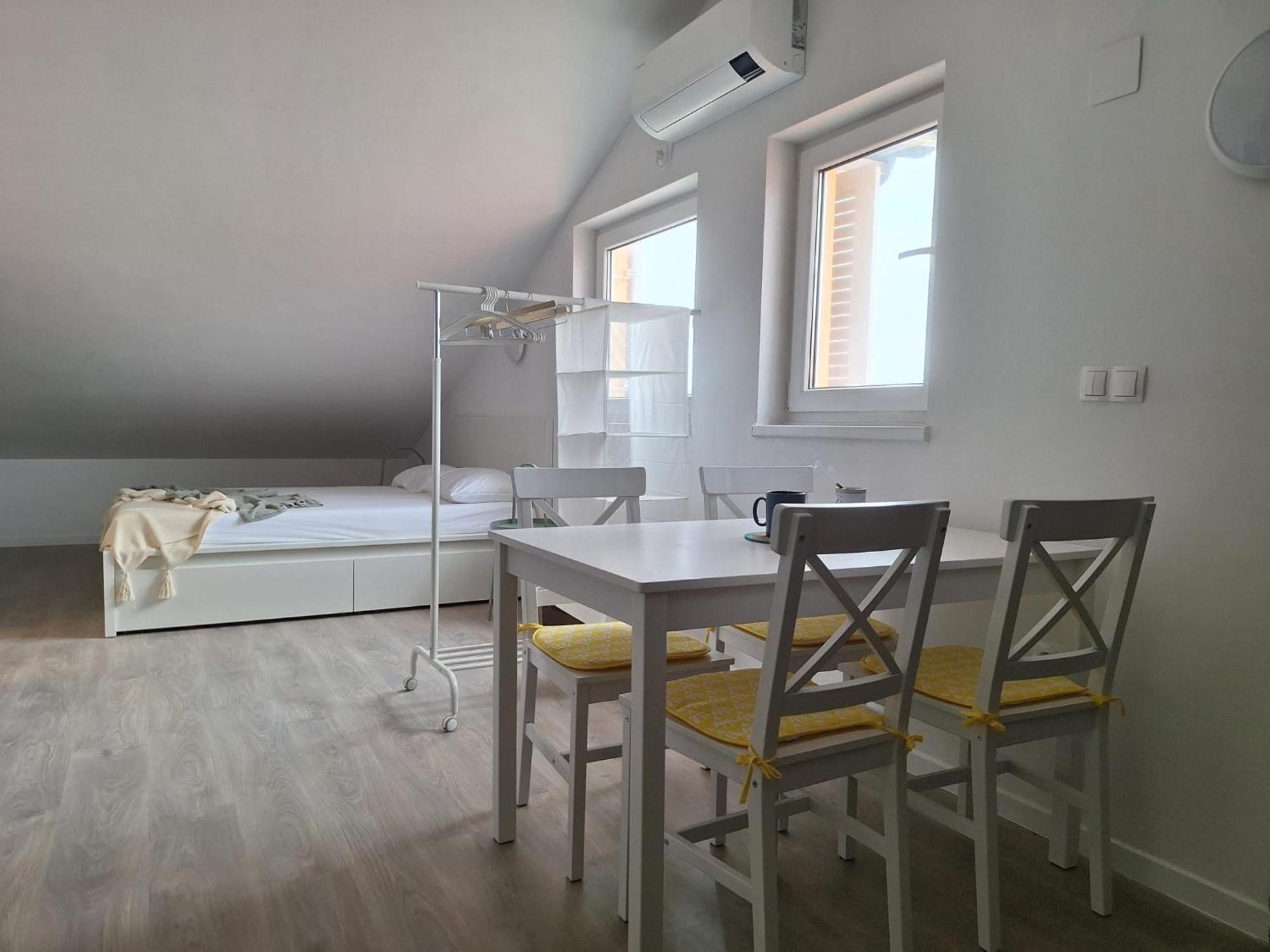 Matosevic-pag Apartment Pag Town
